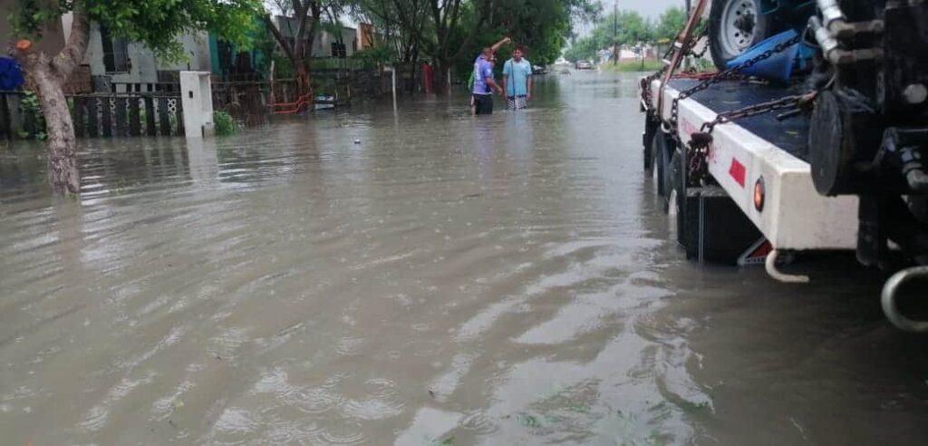 Damnificados de huracan Hanna