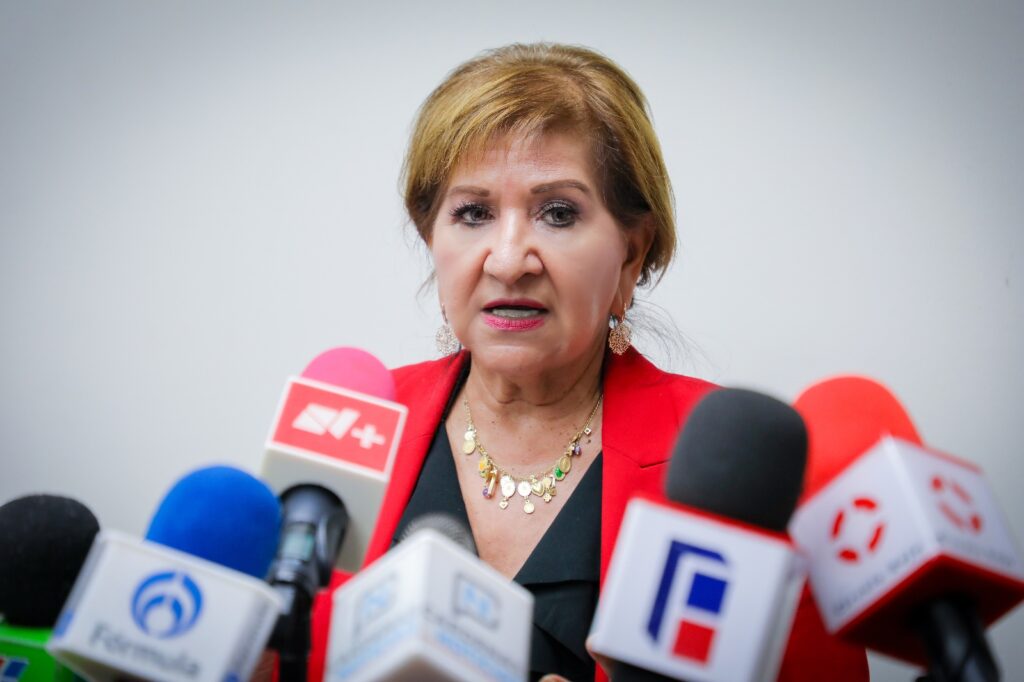 Con las niñas y los niños no