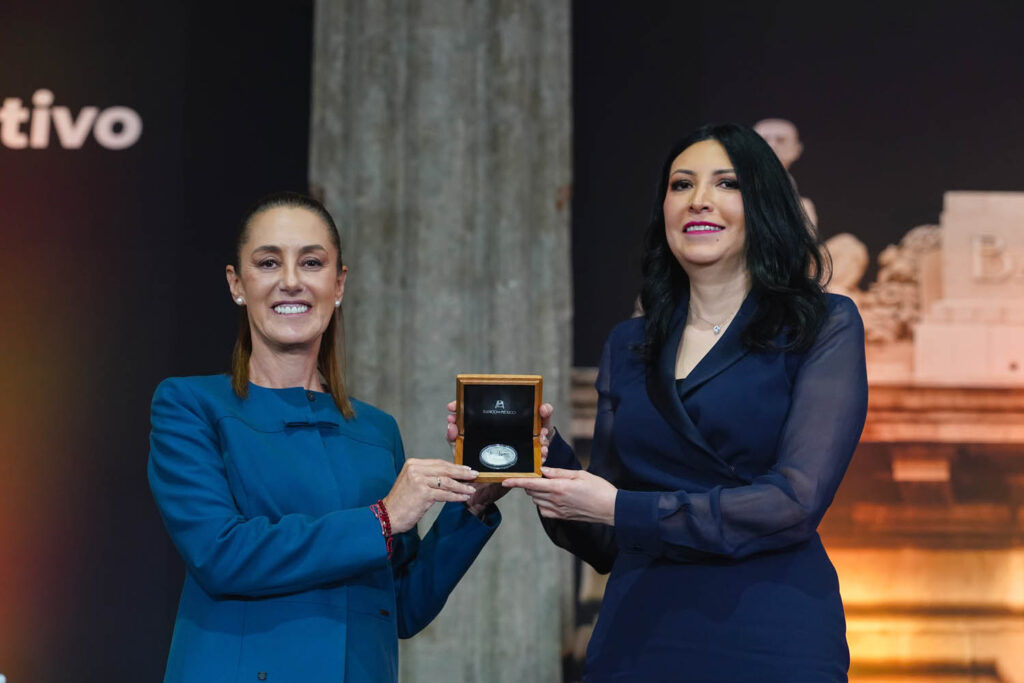 Sheinbaum celebra el centenario del Banco de México