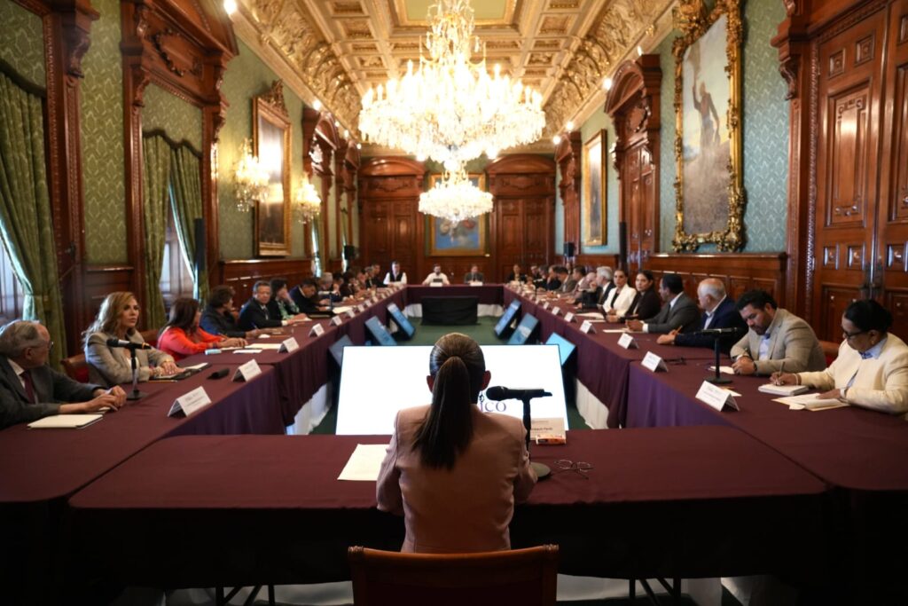 Rocha Moya se reúne con Claudia Sheinbaum