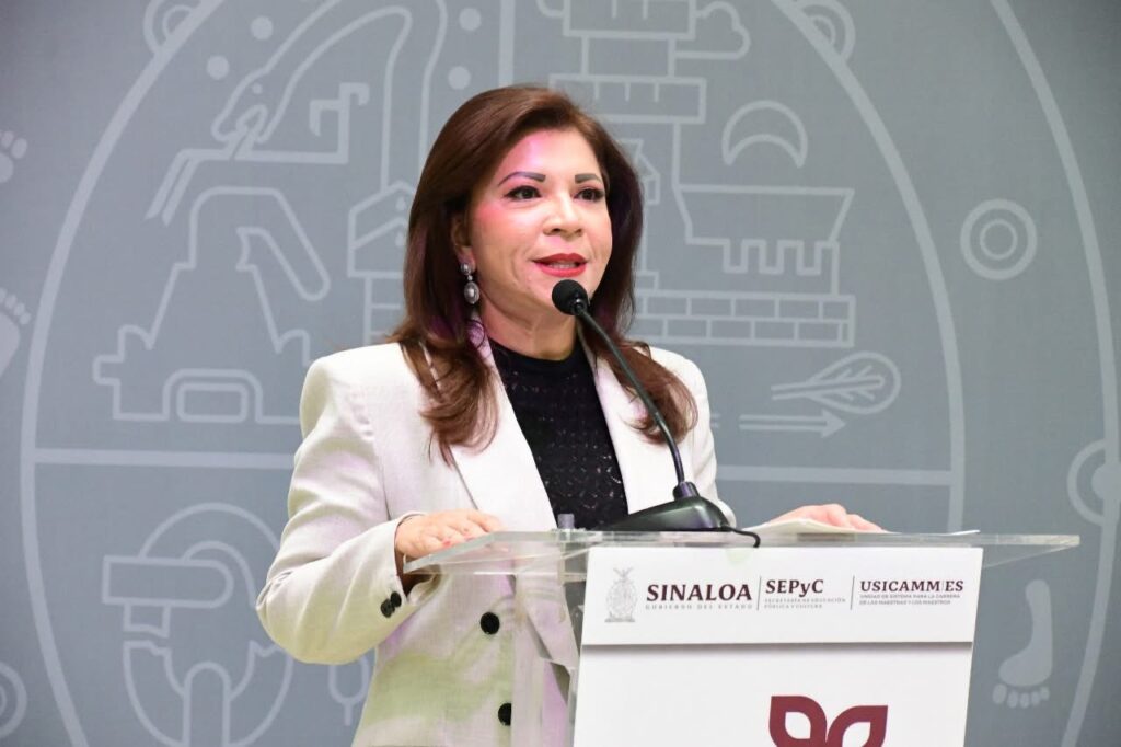 SEPyC y USICAMMES entregan 43 plazas y 228 horas a docentes