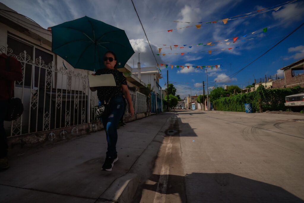 Rocha entrega pavimentación