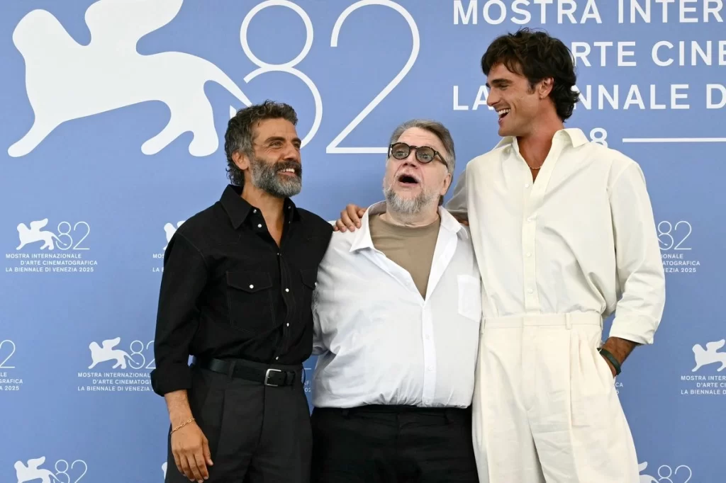 Guillermo del Toro estrena Frankenstein en Venecia