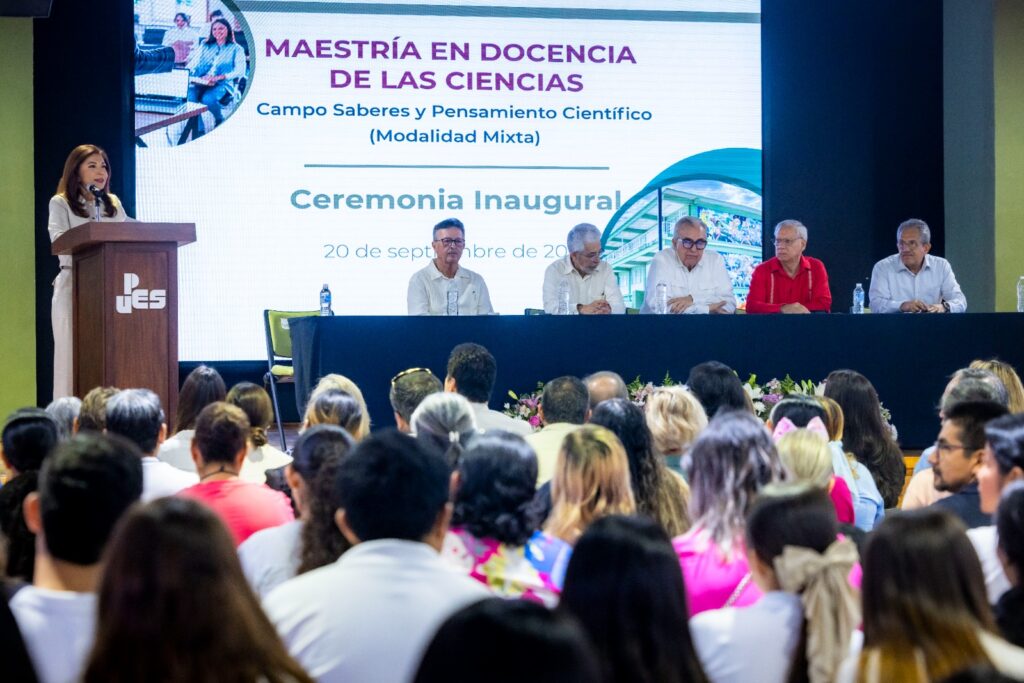 Rocha impulsa posgrado para docentes en Sinaloa: nace la Maestría en Docencia de las Ciencias