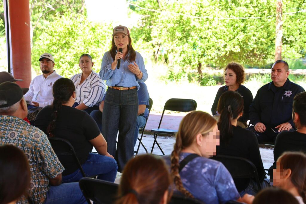 Gobierno de Sinaloa refuerza apoyo a familias desplazadas