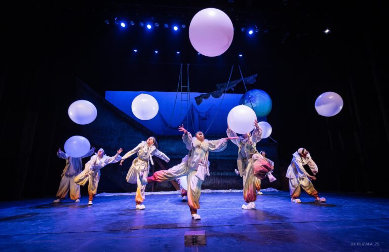 El Navío de los Ingenuos