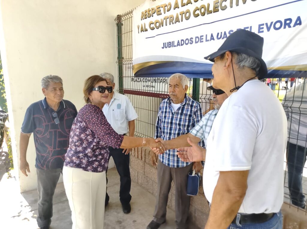 Jubilados de la UAS reciben respaldo de diputados de Morena