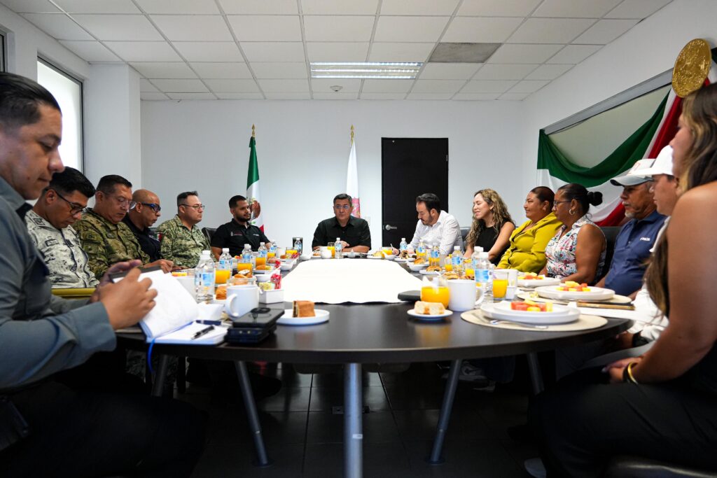 Autoridades y empresarios refuerzan seguridad en Altata