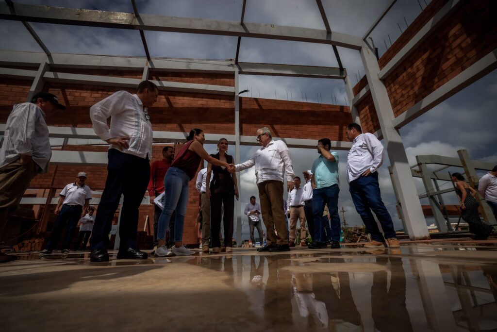 Rocha retoma el Polideportivo Marco Verde en Mazatlán