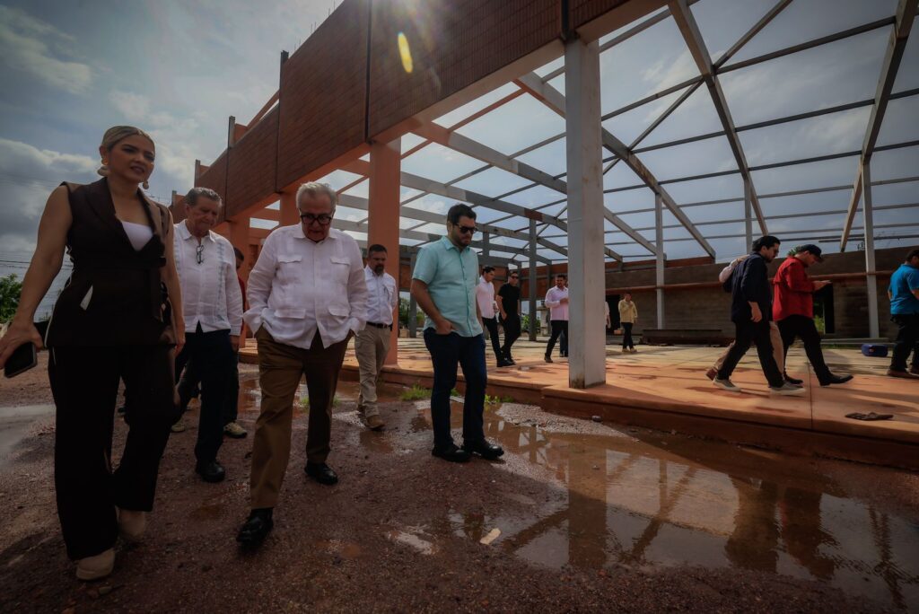 Rocha retoma el Polideportivo Marco Verde en Mazatlán