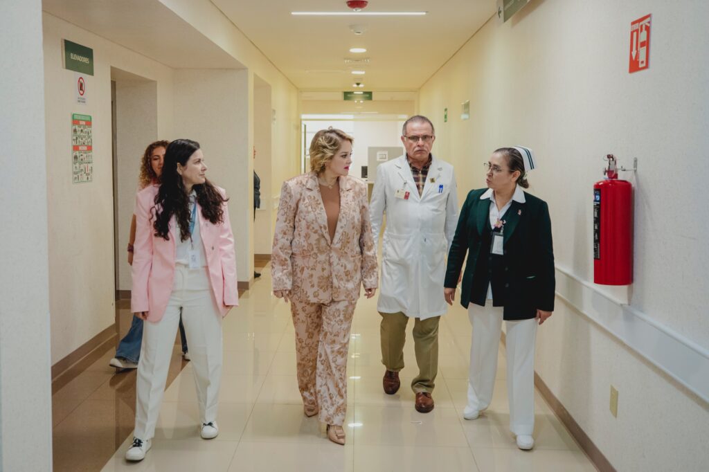 DIF Sinaloa transforma vidas con cirugías de reconstrucción de mama