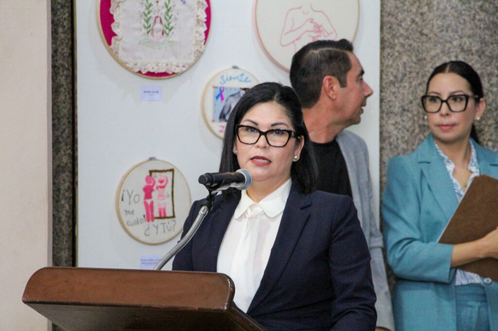 Bordamos de Corazón presenta Muy a pecho en el Congreso de Sinaloa