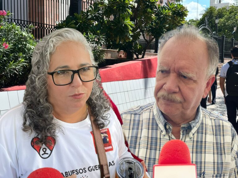 Integrantes de Sabuesos Guerreras acuerdan con el Centro INAH Sinaloa reanudar obra junto a la Catedral