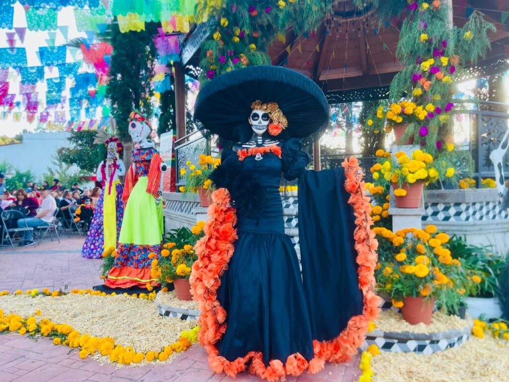 Primer Festival de Día de Muertos en Surutato
