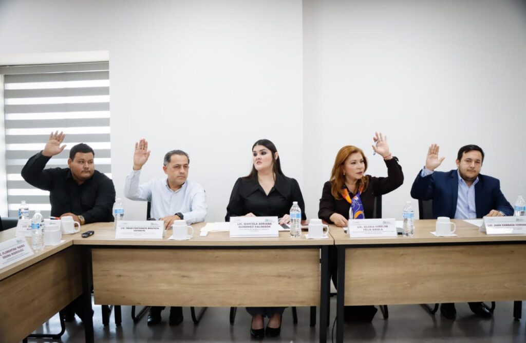 Santiago Inzunza Cázares es reelecto al frente de COBAES