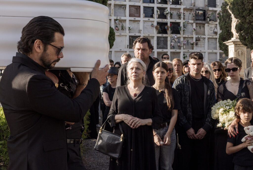 Diversidad Política | Dos Tumbas