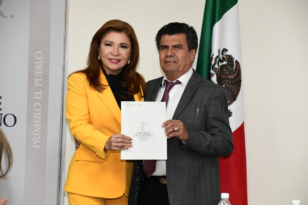 Enrique Parra rinde su Primer Informe de Gobierno