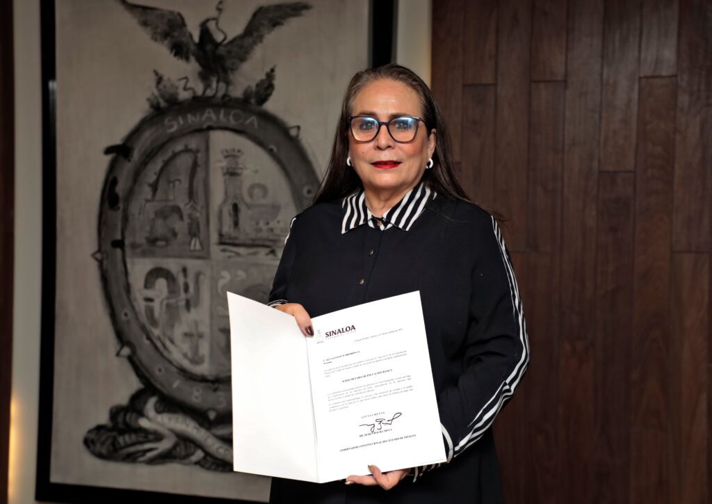 Rocha Moya nombra a nueva subsecretaria de Educación Básica en Sinaloa