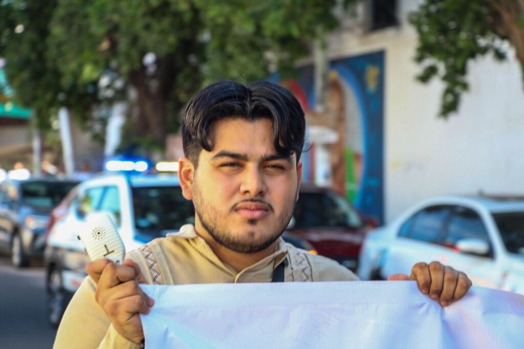 Estudiantes de la UAS marchan y se manifiestan