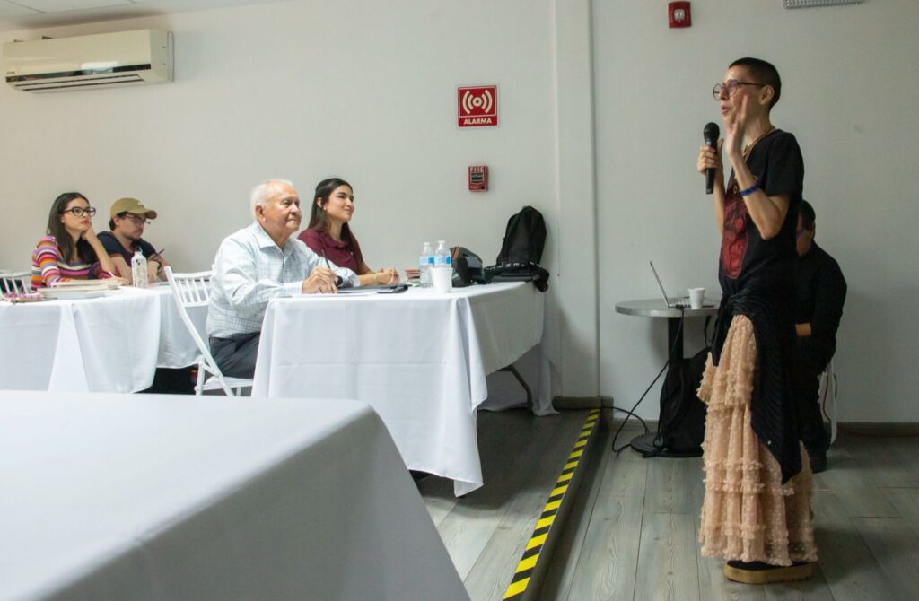 Glafira Rocha y Alejandro Álvarez imparten talleres