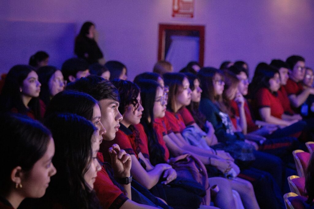 Versopolis se presenta en la FIL Culiacán