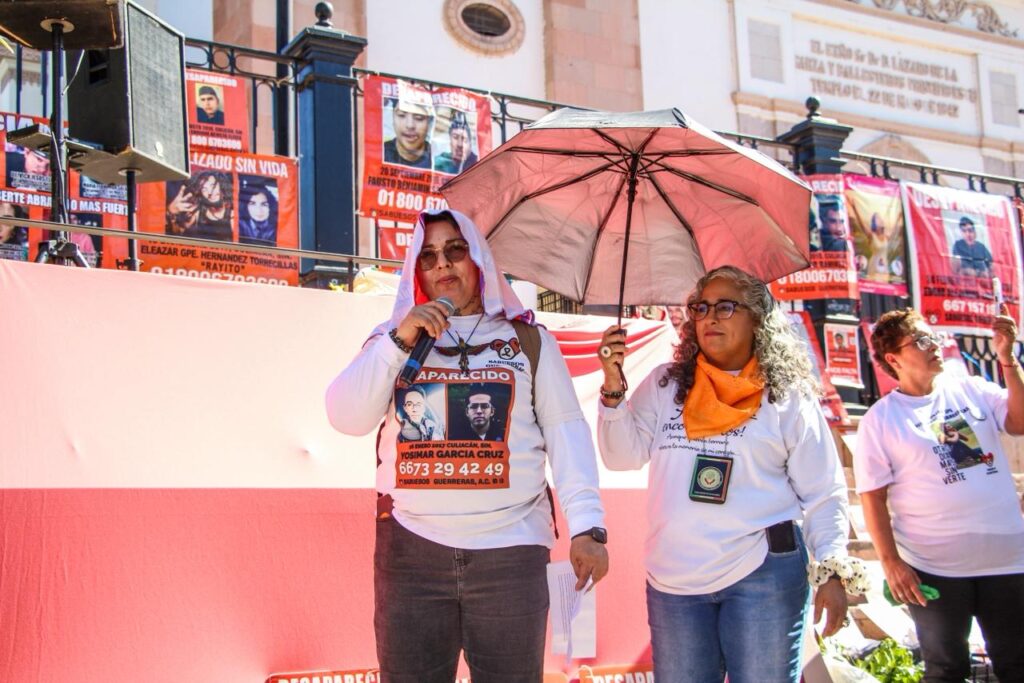 Perdón por no haberte abrazado más fuerte