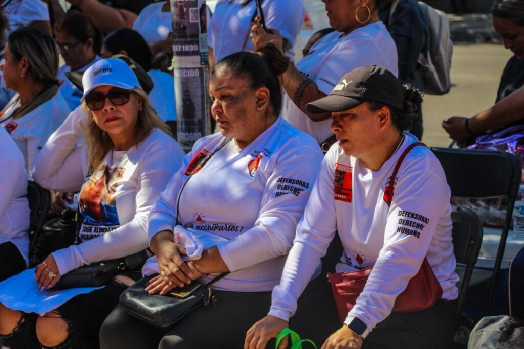 Perdón por no haberte abrazado más fuerte