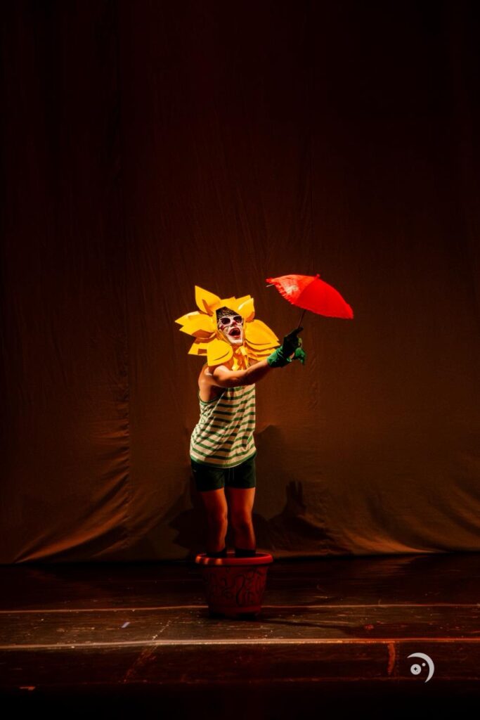 El Poeta de la Nariz Roja