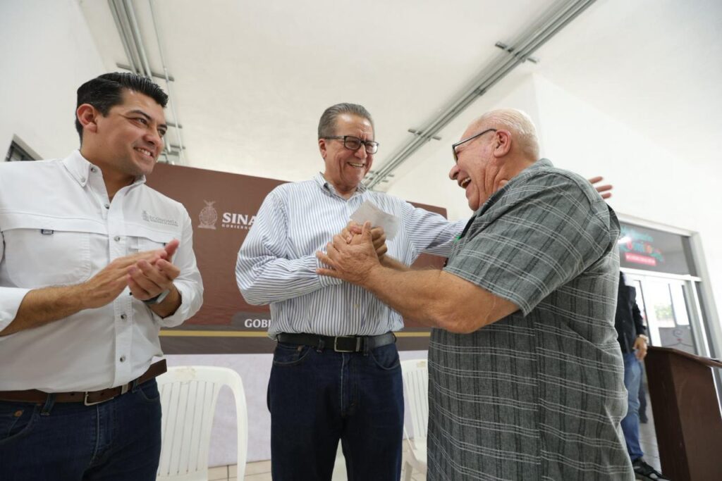 Gobierno de Sinaloa impulsa a comerciantes de El Rosario