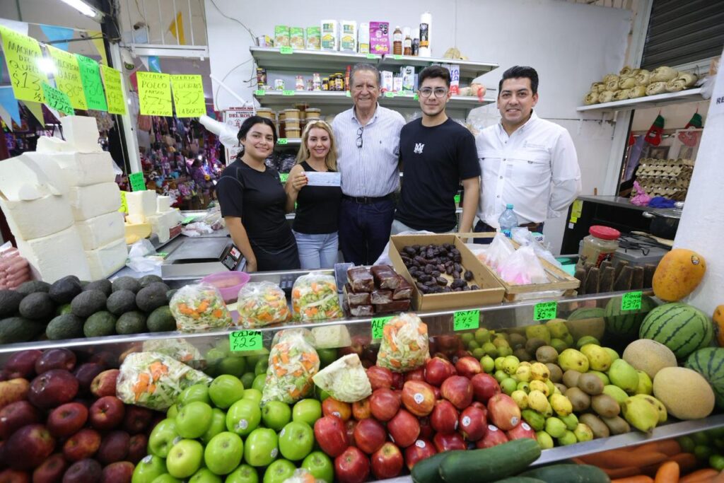 Gobierno de Sinaloa impulsa a comerciantes de El Rosario