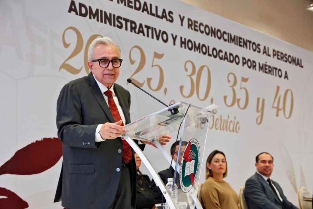 Rocha Moya garantiza pensiones seguras