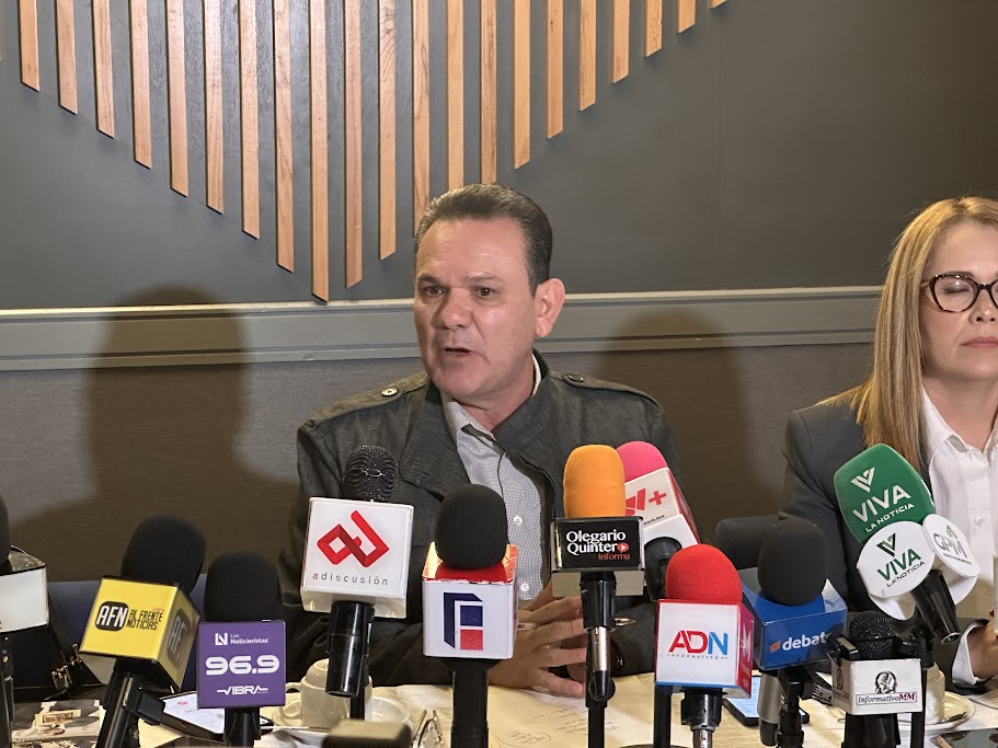 denuncia a Imelda Castro