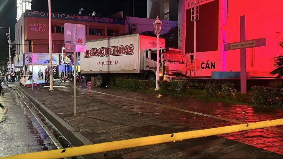 asesinan a trailero frente al Ayuntamiento