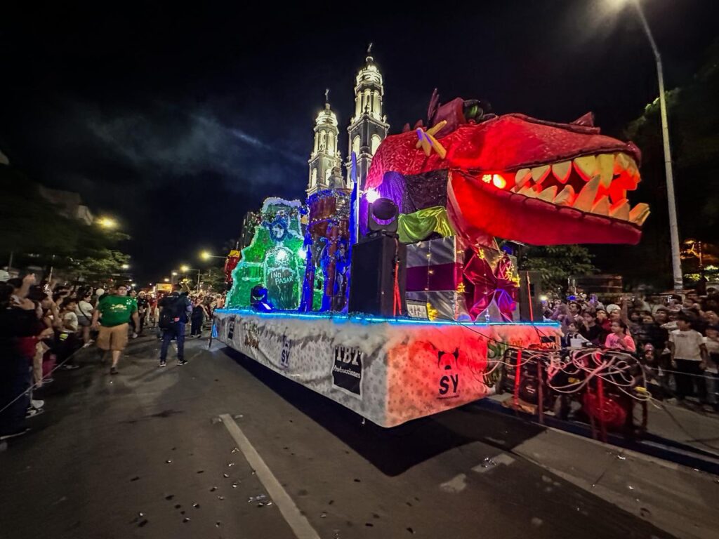 Desfile Navideño 2025 en Culiacán