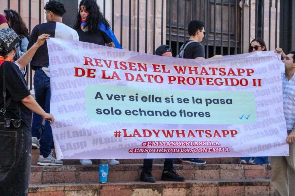 Manifestación en Culiacán contra la diputada con licencia