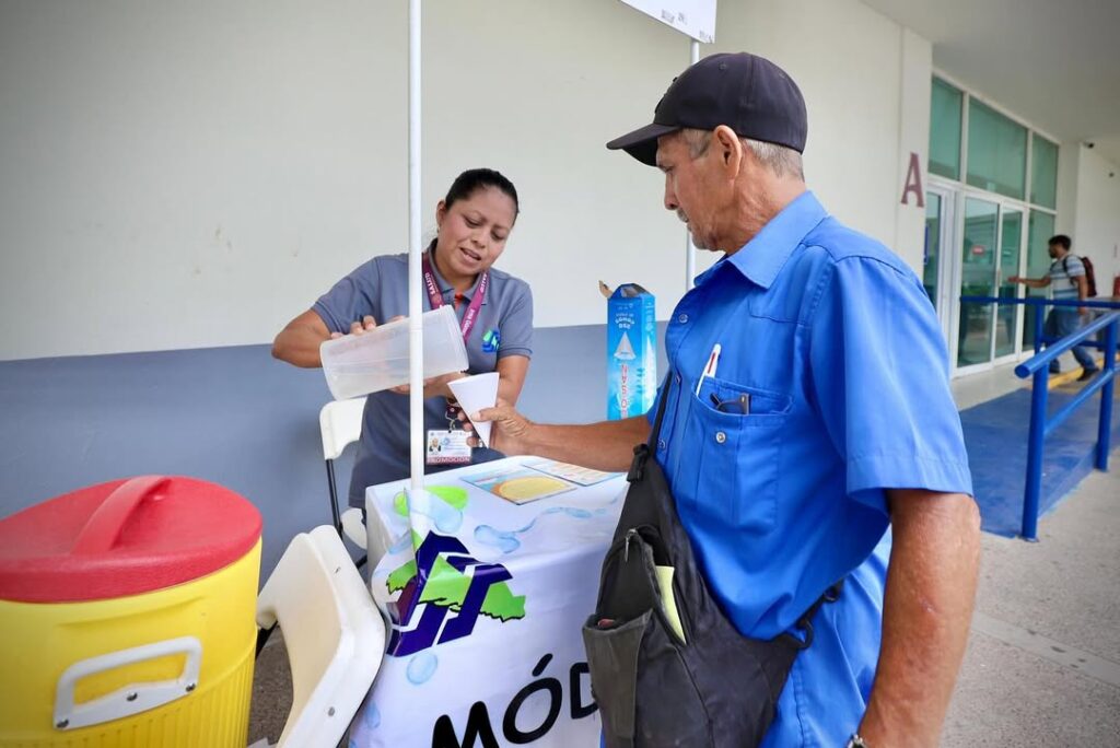 Sinaloa activa puntos de hidratación