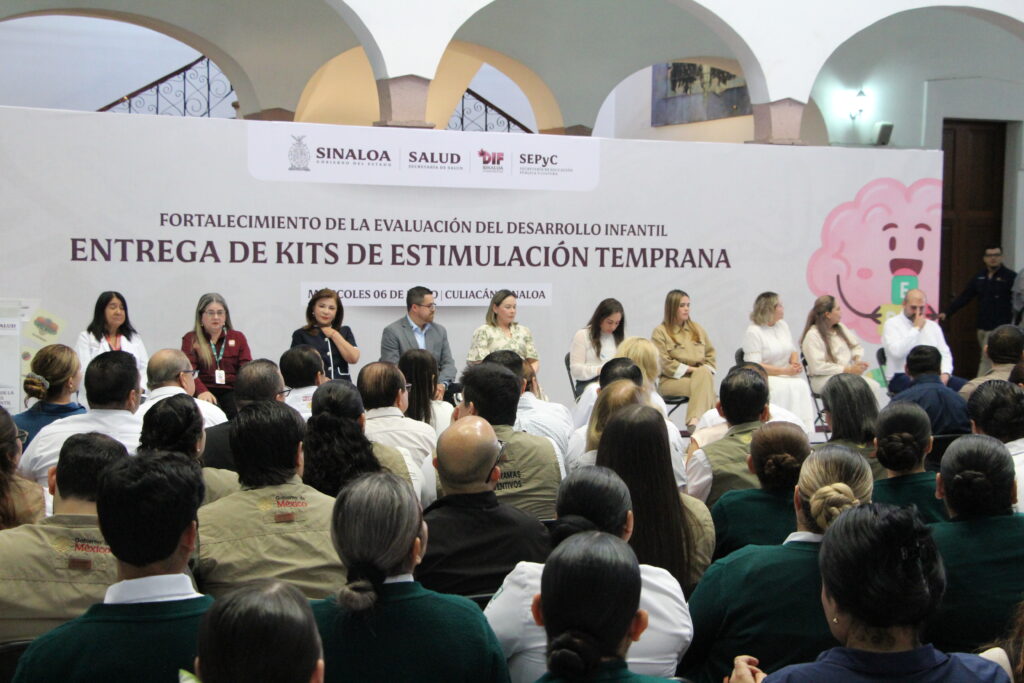 entrega kits de estimulación temprana en Sinaloa