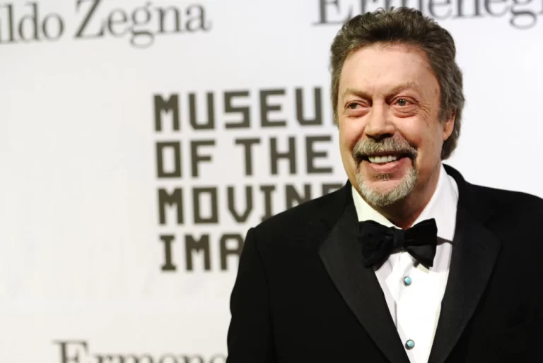 Muere Tim Curry