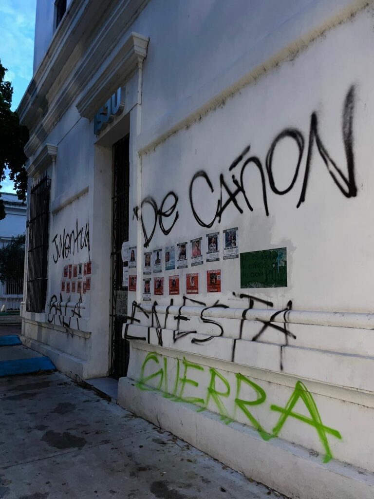 protesta en el Isju