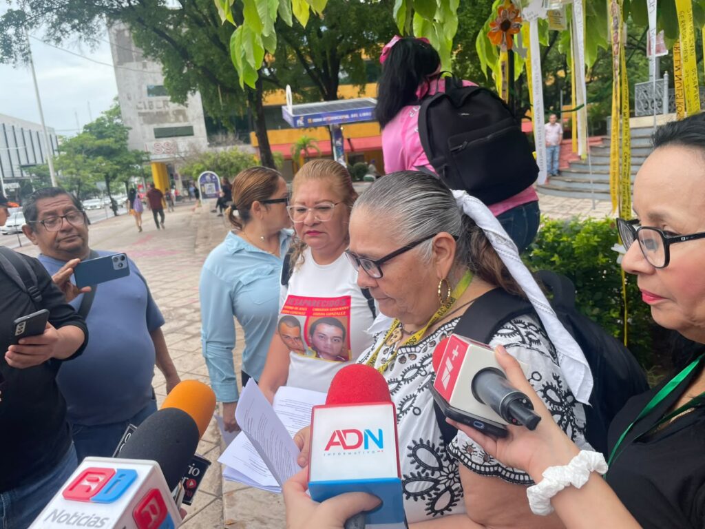 La Brigada Estatal de Búsqueda exigió una disculpa a los organizadores y al orador que intervino durante los discursos con los que concluyó la marcha por la paz en Culiacán