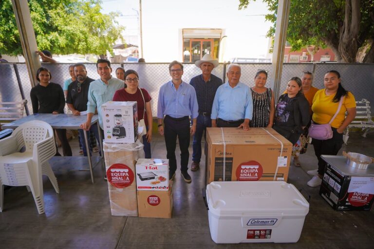 Equipa Sinaloa supera los 30 mil equipos entregados