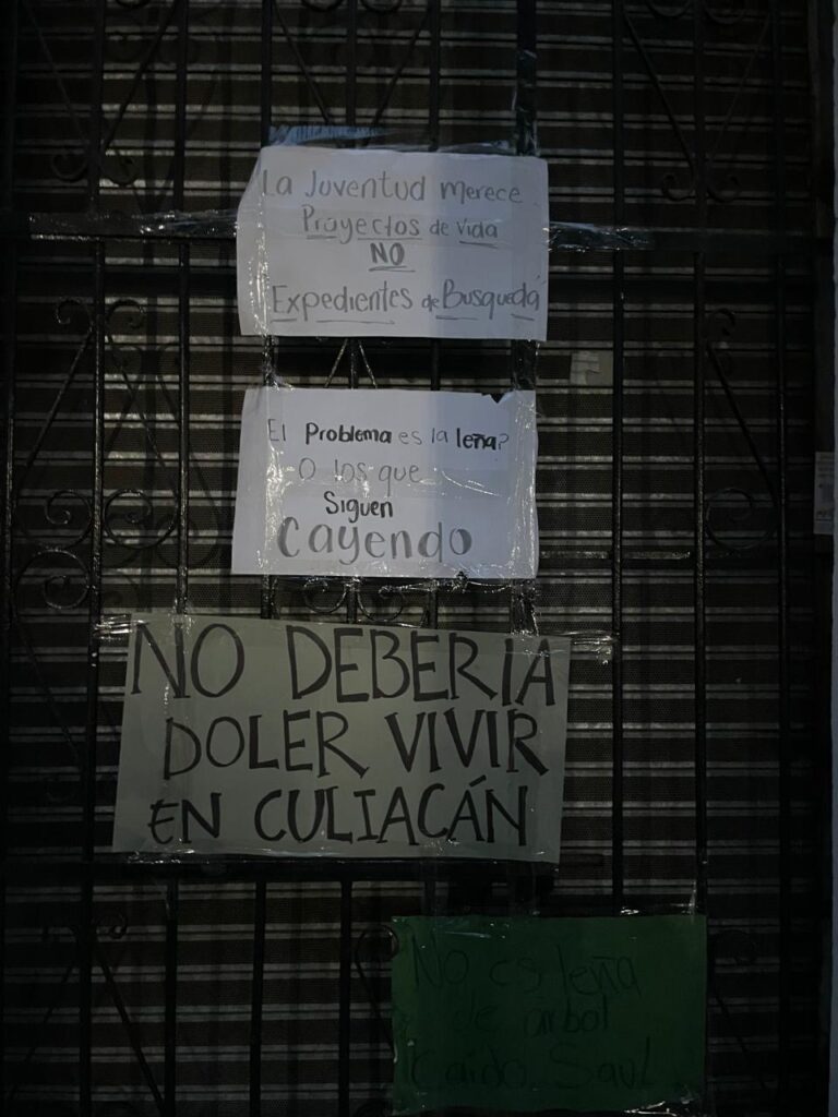 protesta en el Isju
